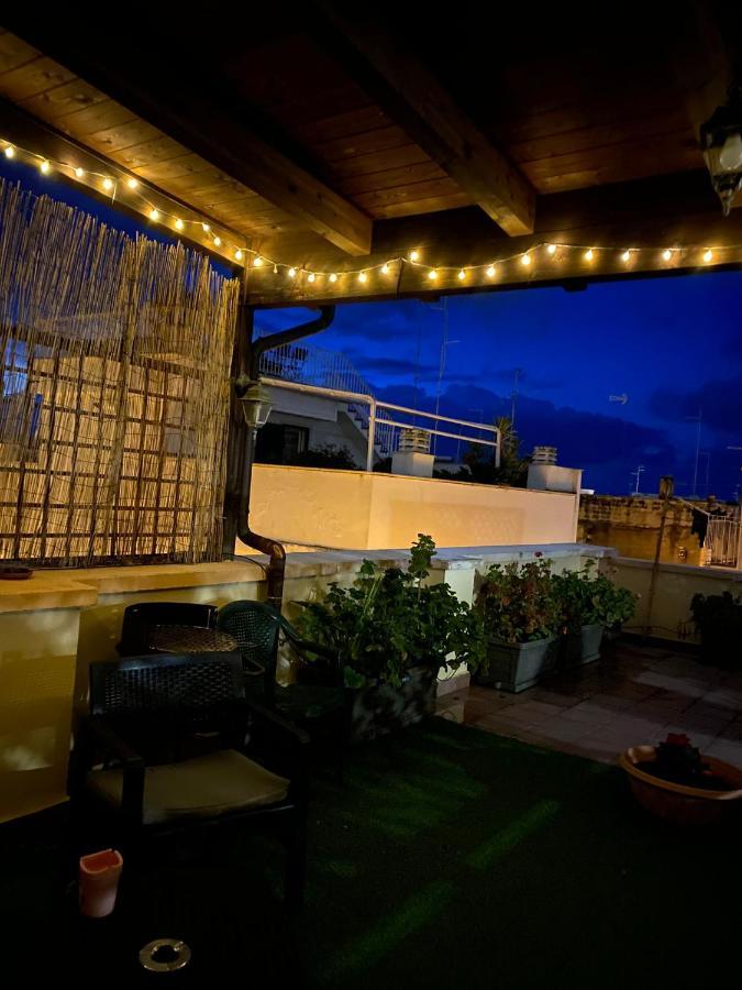 La Piccola Terrazza Apartment Bari Bagian luar foto